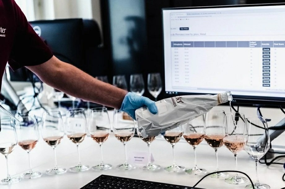 荣获Decanter世界葡萄酒大奖赛双金奖
