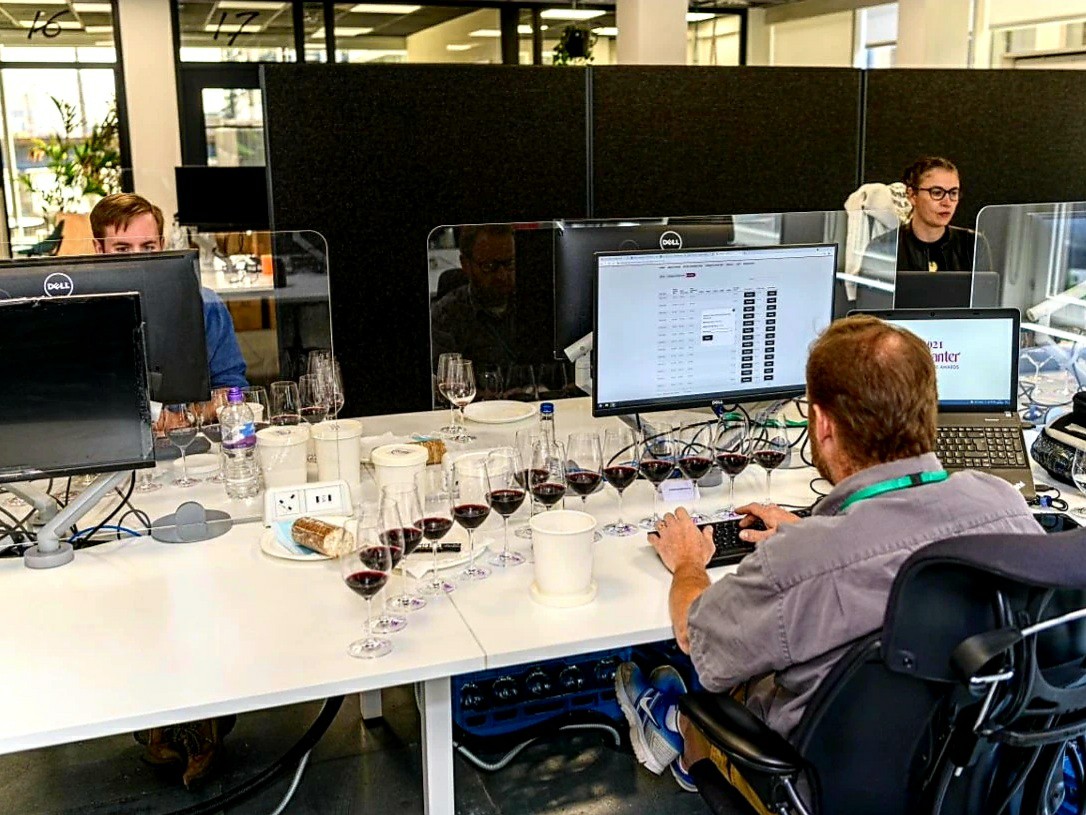 荣获Decanter世界葡萄酒大奖赛双金奖