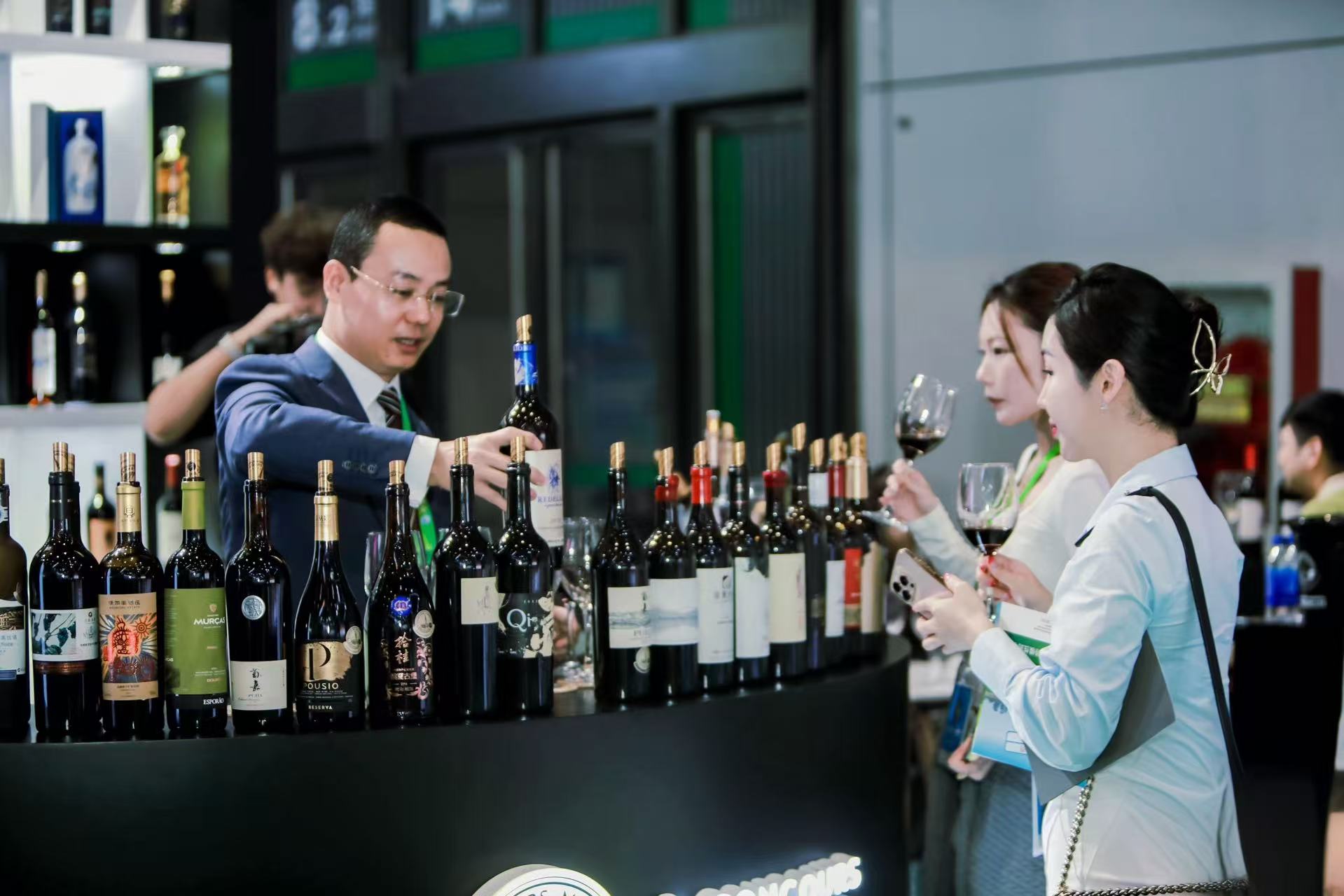 瑞得莱恩酒业再次亮相中国国际进口博览会 瑞得莱恩酒业再次亮相中国国际进口博览会